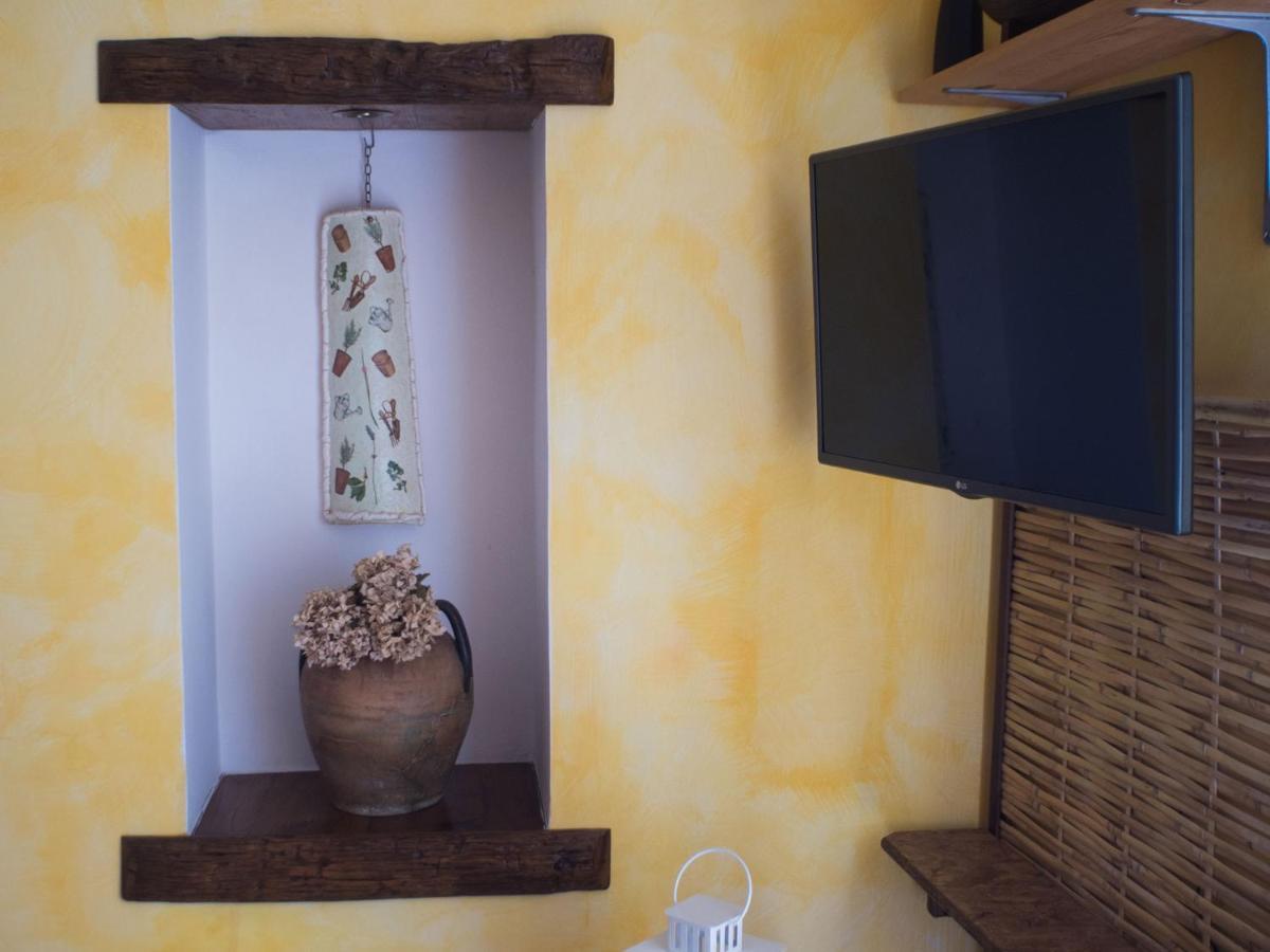 La Chiocciola Bed & Breakfast Trentinara Bagian luar foto