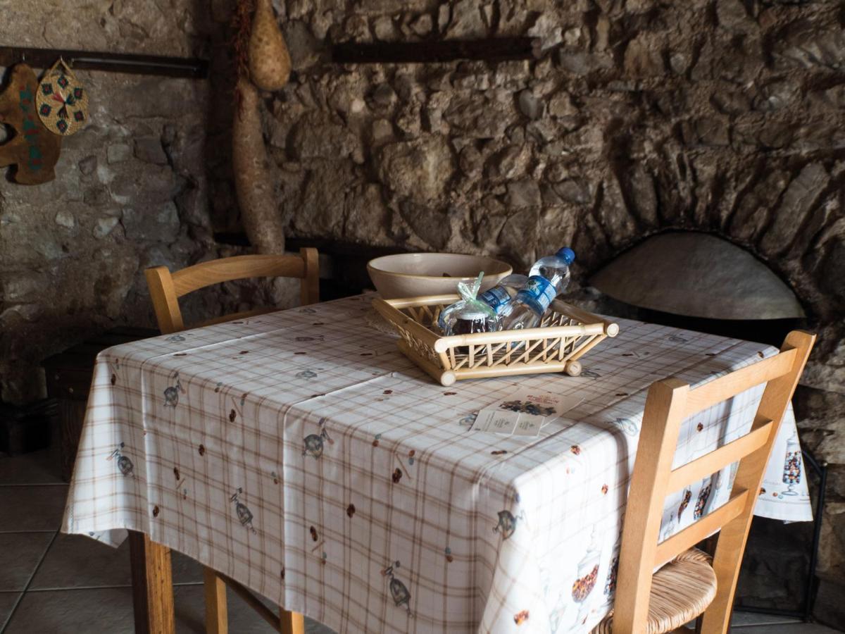 La Chiocciola Bed & Breakfast Trentinara Bagian luar foto